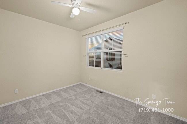 Building Photo - CHARMING 2BD TOWNHOME IN THE VISTAS AT NOR’WOOD - Security Deposit Waiver Available