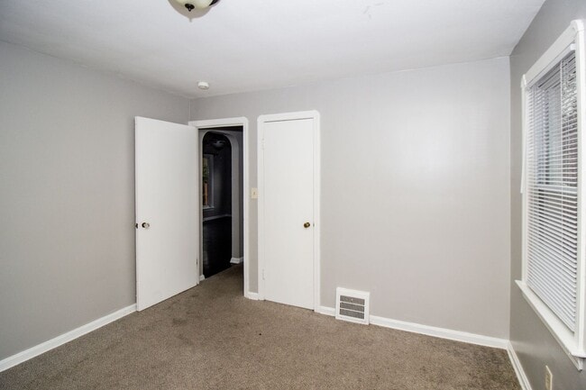 Building Photo - 11702 Ridge Rd