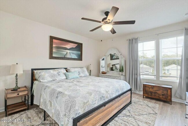 Building Photo - 184 Logrono Ct