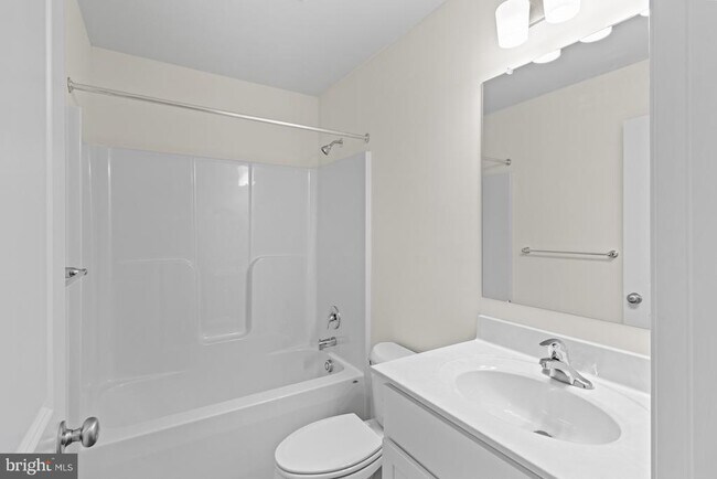 Building Photo - 260 Doylestown