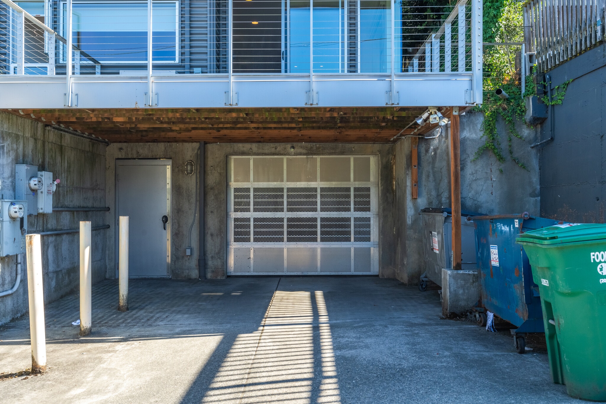 Garage Entrance - 2731 Boylston Ave E