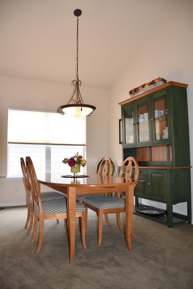 Building Photo - 9805 S Iris Ct