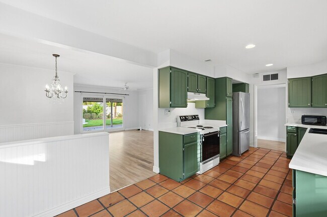 Building Photo - 4702 N 30th Pl