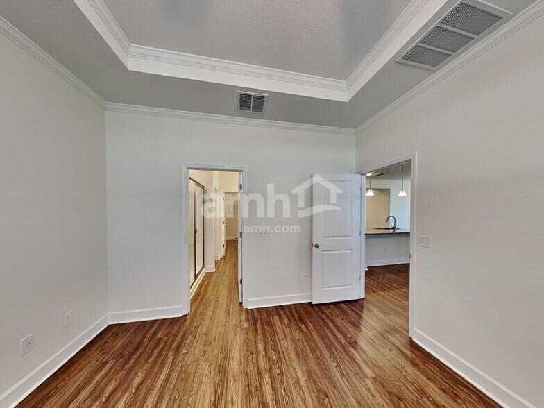 Building Photo - 2463 Ixora Ct