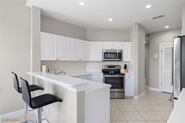 Building Photo - 9520 Cypress Hammock Cir