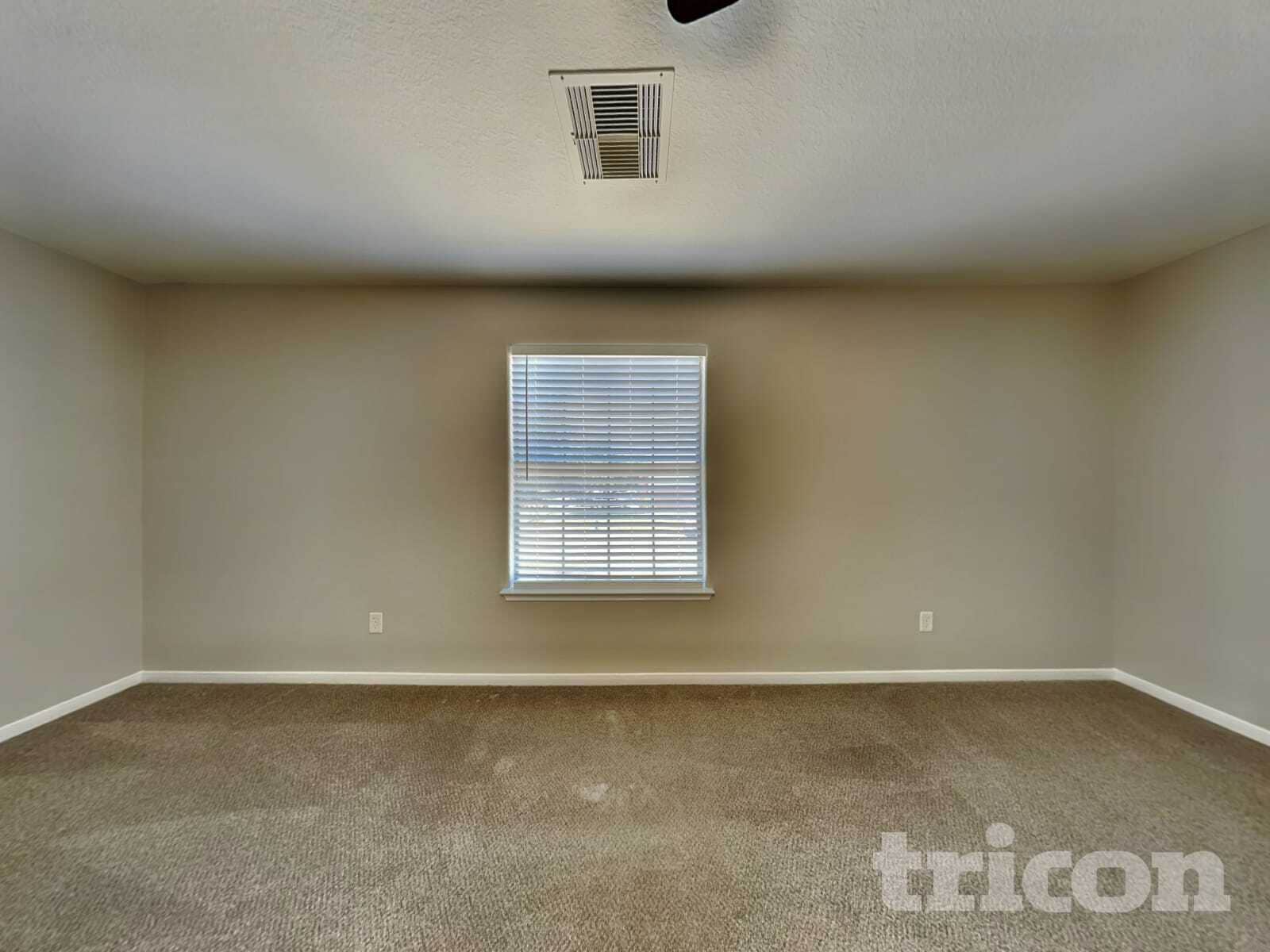 Building Photo - 8927 Summer Valley Ln