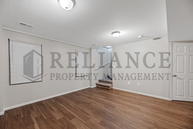Building Photo - 2928 N Holyoke St