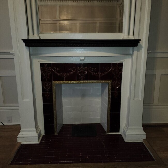 Building Photo - 720-722 W Granite