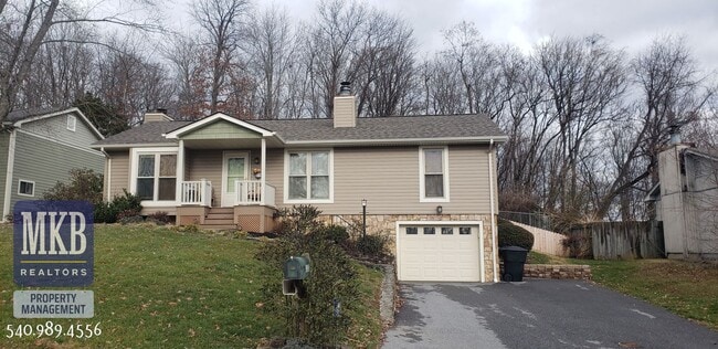 Building Photo - 3123 Glenmont Dr