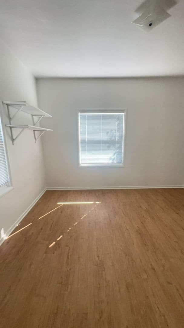 Building Photo - 155 3rd St