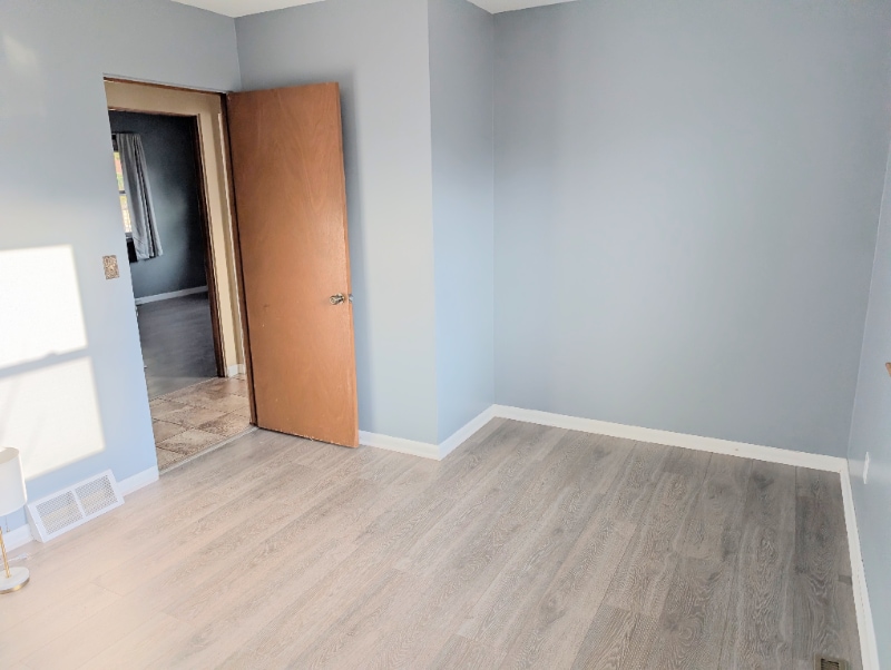 Building Photo - 1993 Meadow Dr