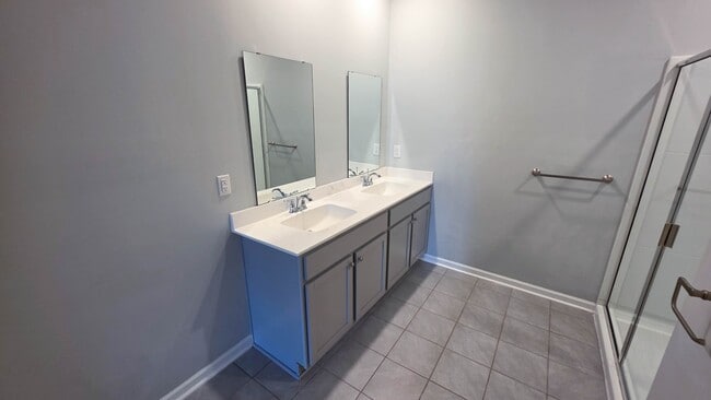 Building Photo - 506 Hogwart Ln