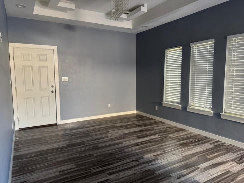 Building Photo - 2117 Taxco Ct