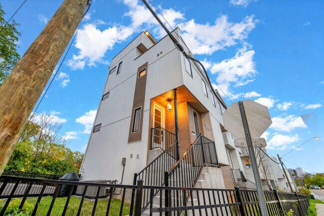 Building Photo - 48 Fern Ave