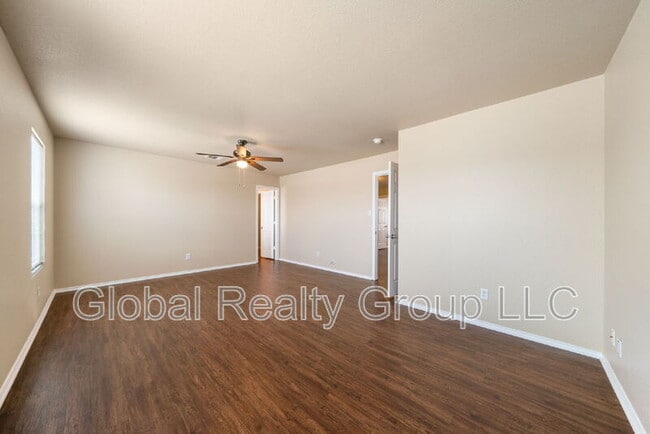 Building Photo - 3722 Longhorn Creek