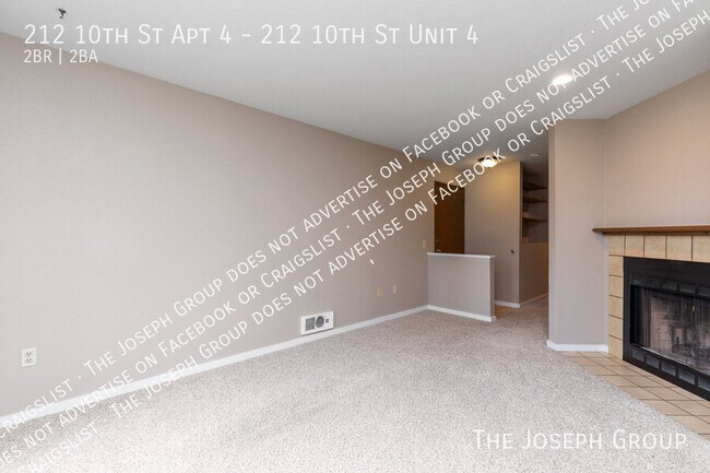 Building Photo - 212 10th St