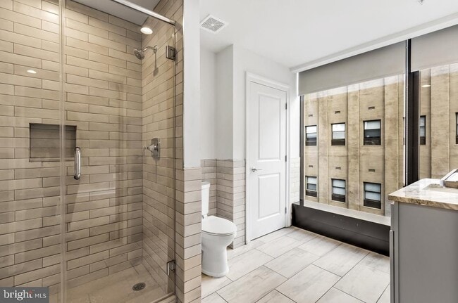 Building Photo - 60 N 23rd St