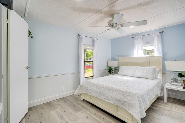 Building Photo - 1224 Dustin Dr