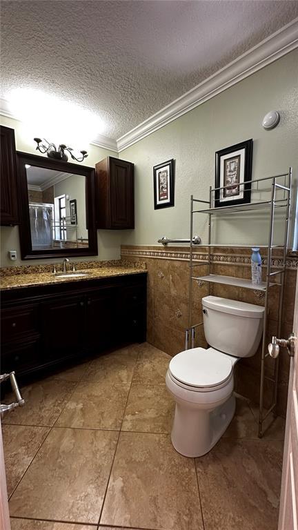 Building Photo - 2101 Good Homes Rd