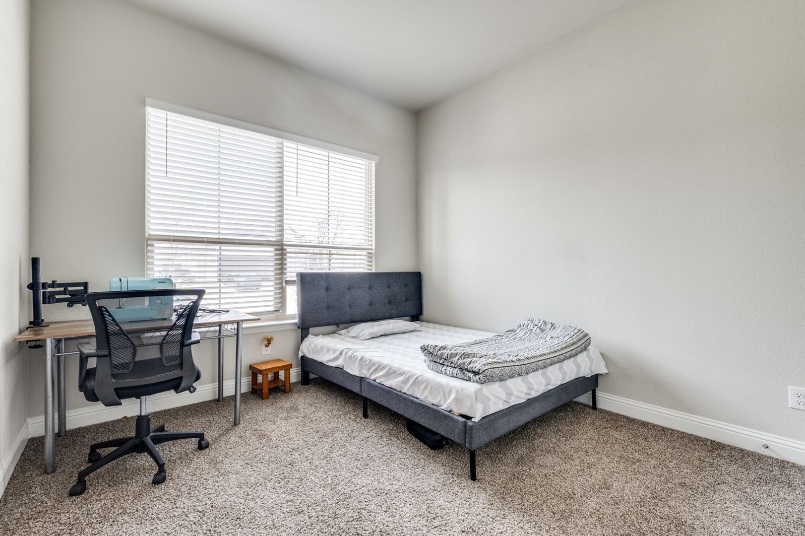 Building Photo - 2013 Gray Towers Way