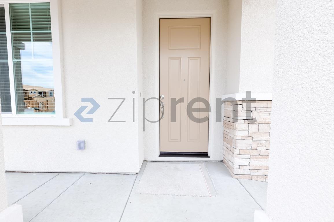 Building Photo - 905 Mirage Ln