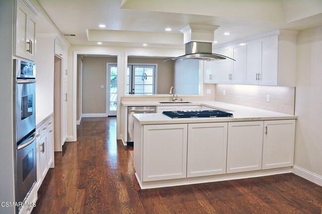 Building Photo - 4551 Tam O Shanter Dr