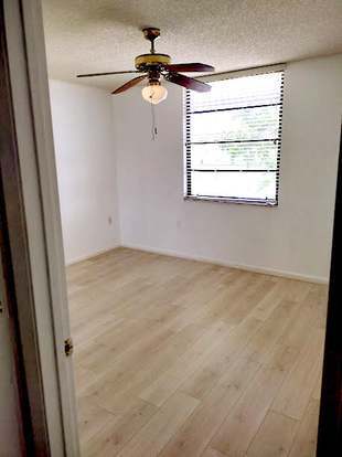 Building Photo - 3520 Whitehall Dr