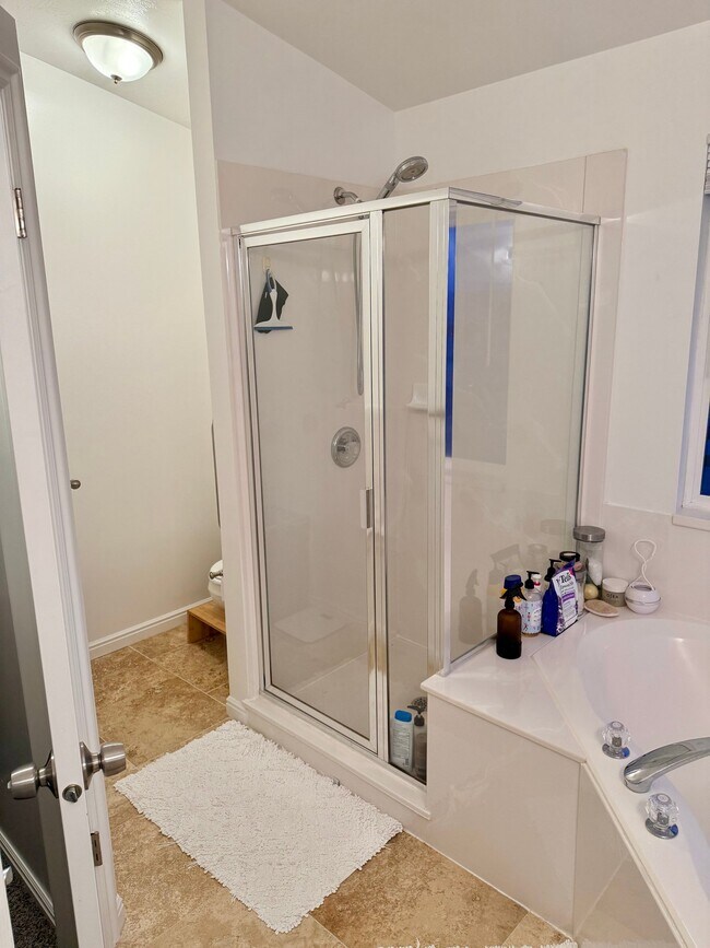 Building Photo - 6793 Mountain Aura Dr