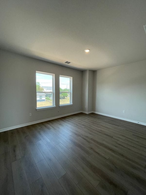 Building Photo - 4701 Wally Ave