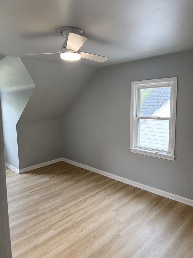 Building Photo - Spacious 3-Bedroom South Euclid Home with Attached Garage
