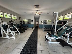 Building Photo - 5800 Margate Blvd