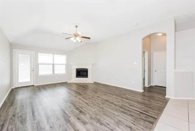 Building Photo - 2533 Weatherford Heights Dr