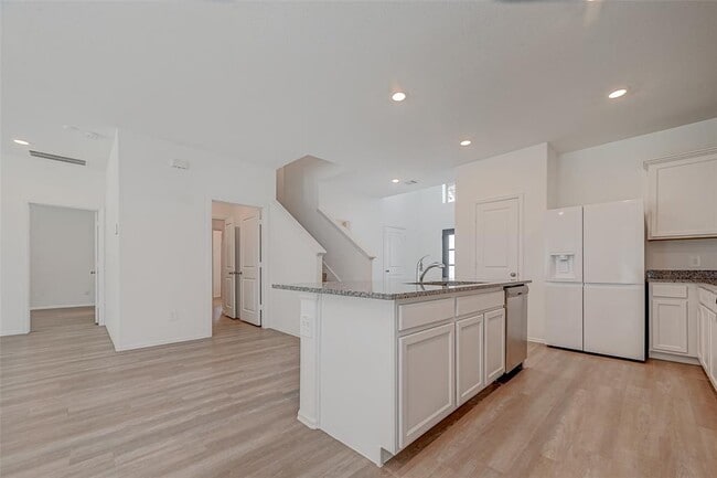 Building Photo - 22084 Juniper Crossing Dr