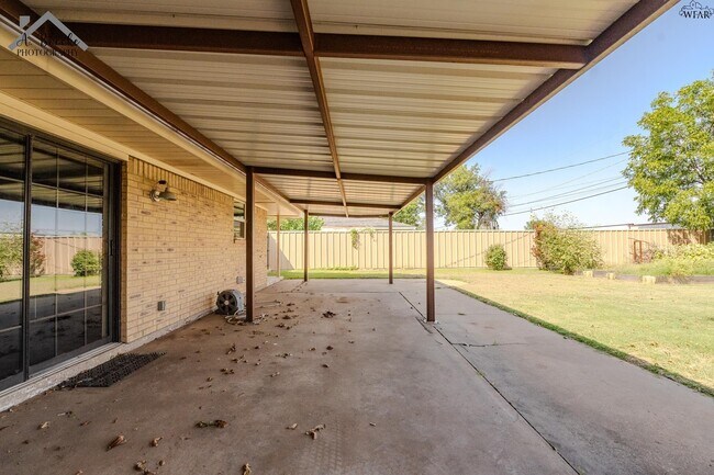 Building Photo - 6714 Kit Carson Trail