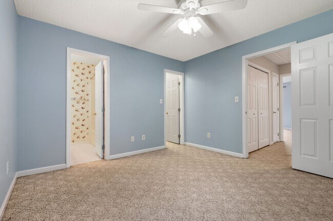 Building Photo - 4312 Pine Springs Ct