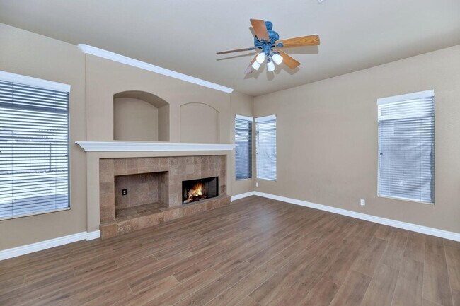 Building Photo - 3382 W Harrison St