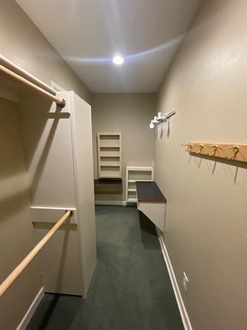 Building Photo - 1142 Highland Ave