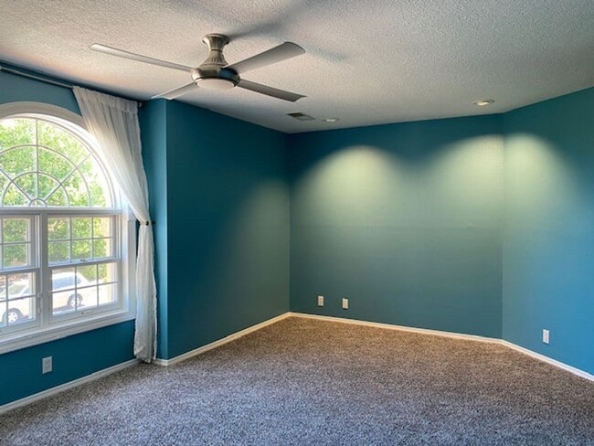 Building Photo - Antelope Run 3 bedroom home