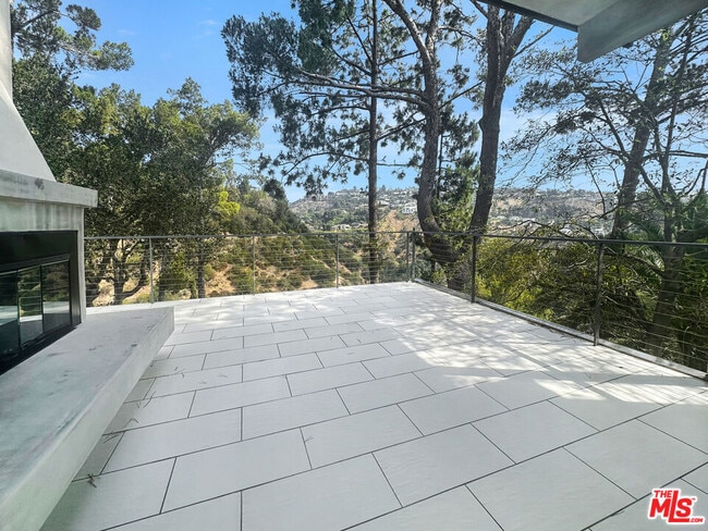 Building Photo - 8265 Mannix Dr