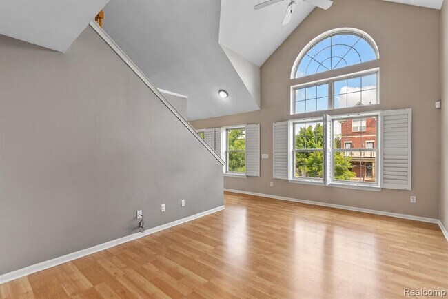 Building Photo - 3292 Newbury Pl