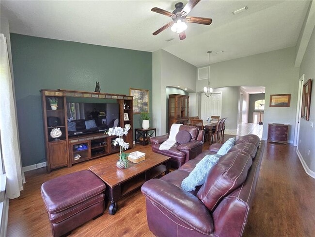 Building Photo - 5429 46th Ct W