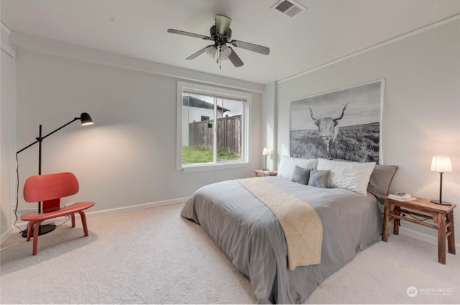 Building Photo - 8147 9th Ave SW