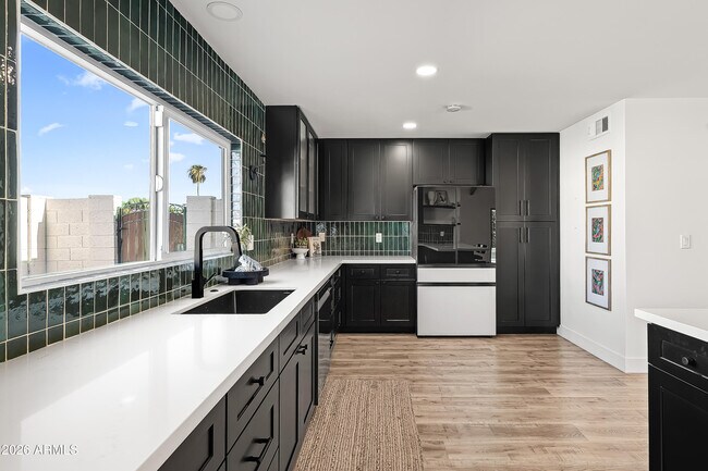 Building Photo - 7388 E Laredo Ln