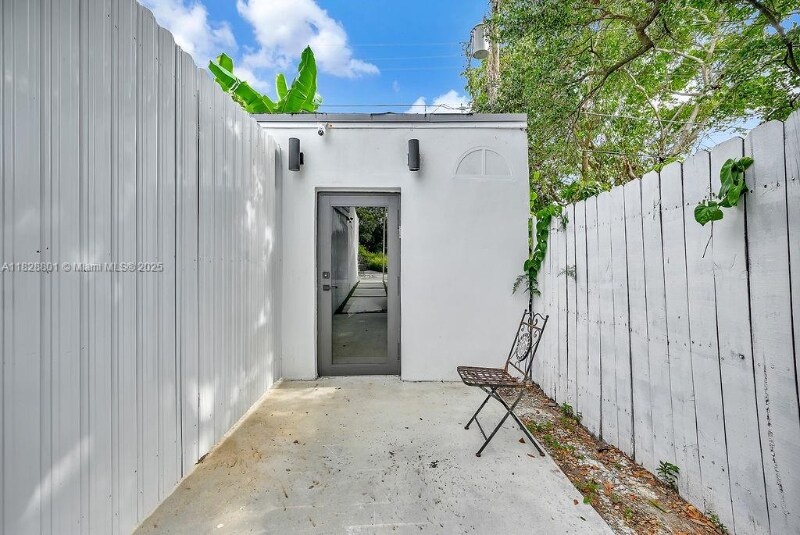 Building Photo - 85 NW 47th St