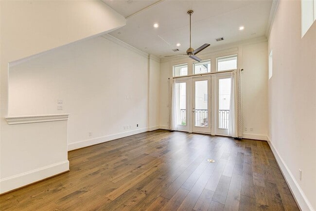 Building Photo - 2724 Dolce Oaks Dr