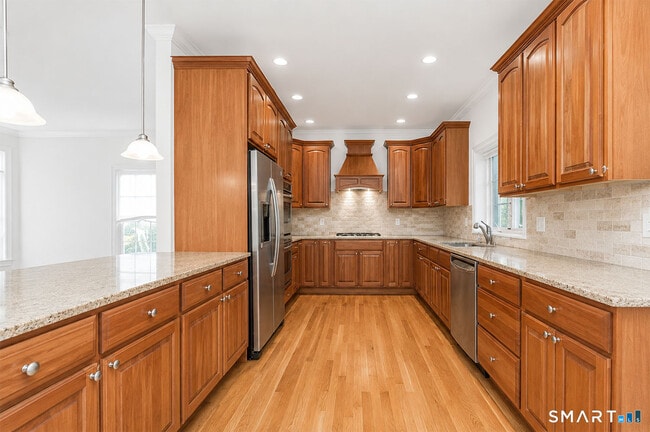 Building Photo - 55 Southport Ridge