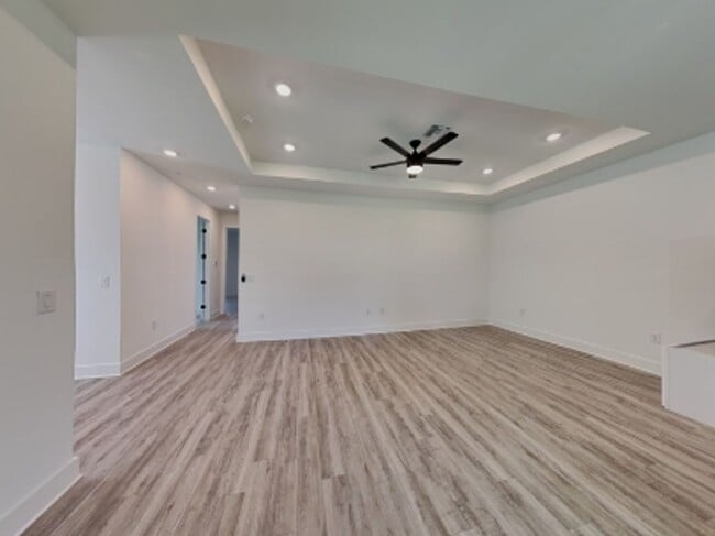 Building Photo - 26473 Explorer Rd