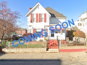 Building Photo - 636 Summer St