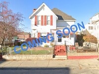 Building Photo - 636 Summer St