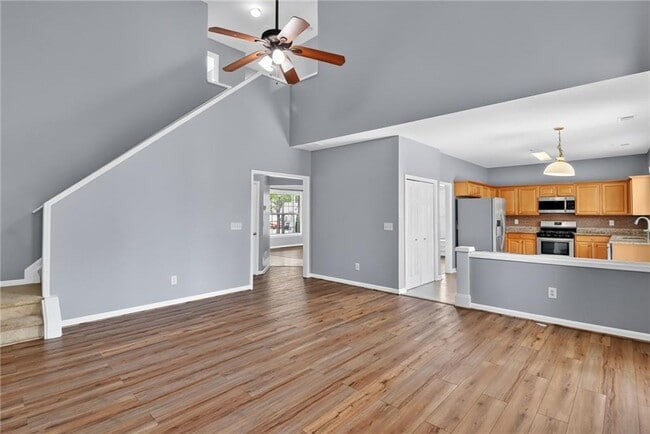 Building Photo - 615 Melilot Ln